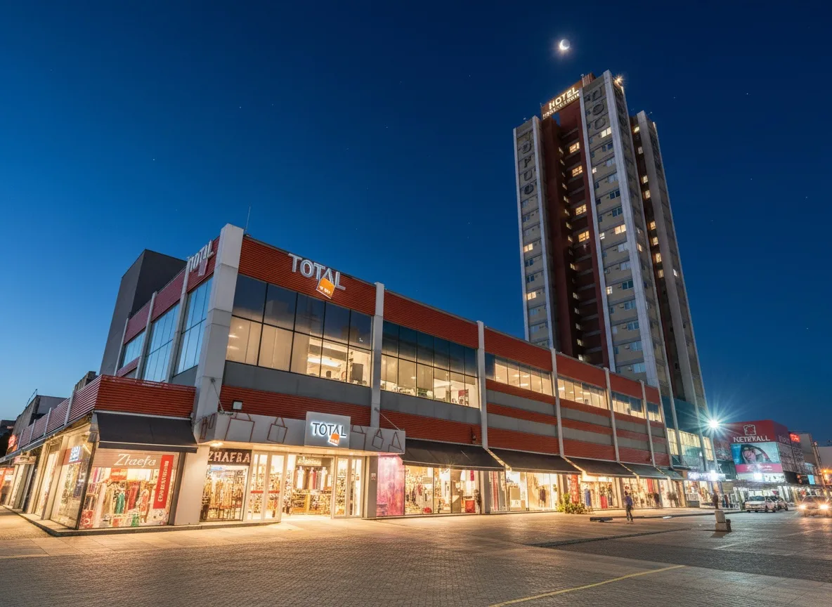 Total Hotel e Shopping Total Brás ao entardecer